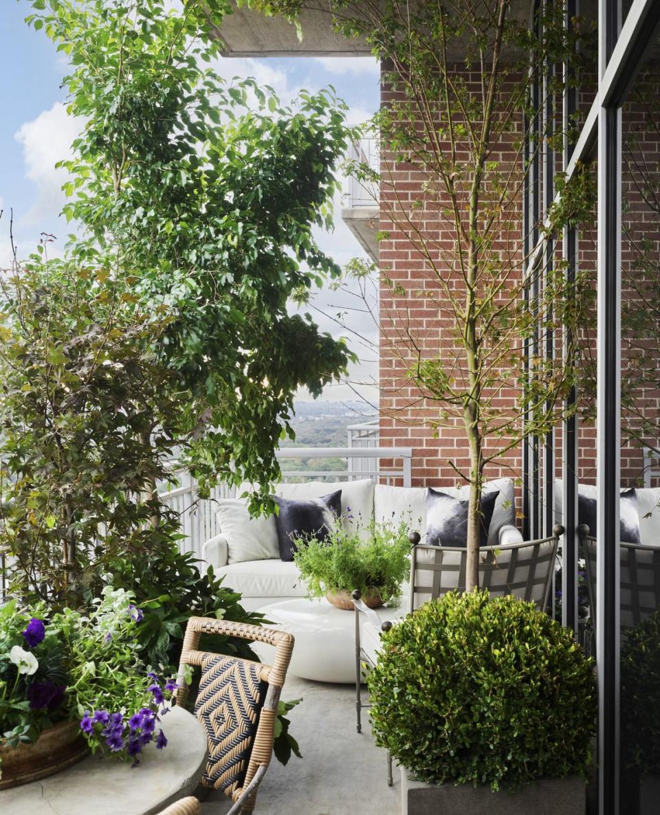 Live Your Fanciest Life With These Charming Terrace Garden Ideas