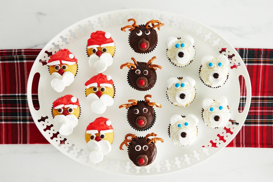 Christmas Cupcakes with Festive Faces
