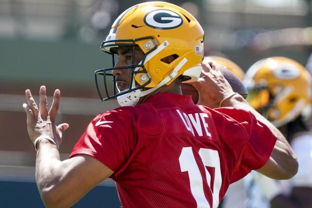 Jordan Love delivers in opener, throws 3 TD passes as Packers beat