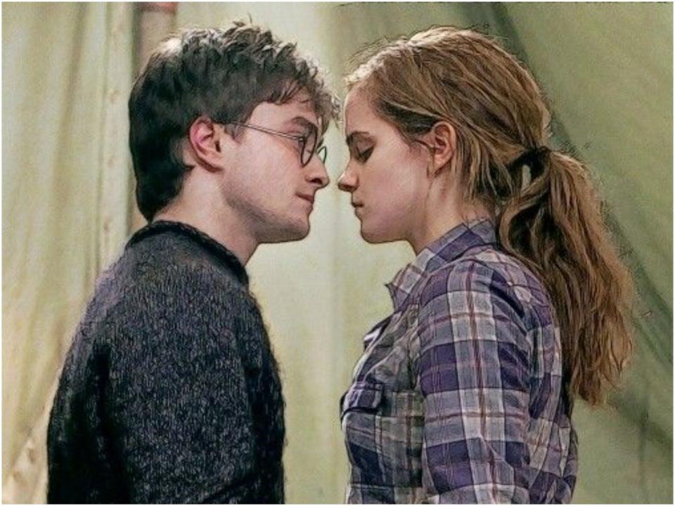 Harry and Hermione almost kiss