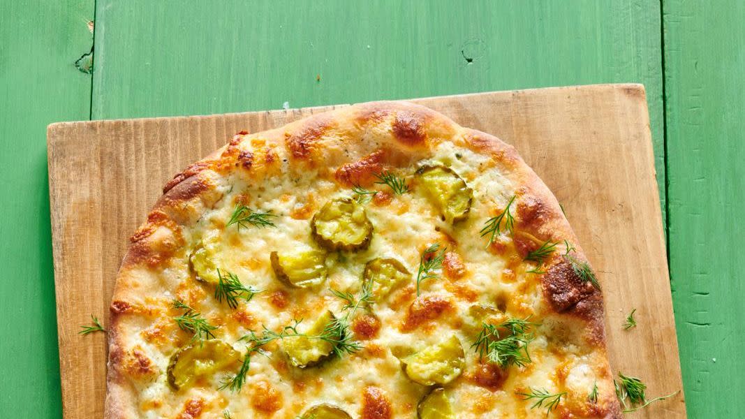 pioneer woman dill pickle pizza