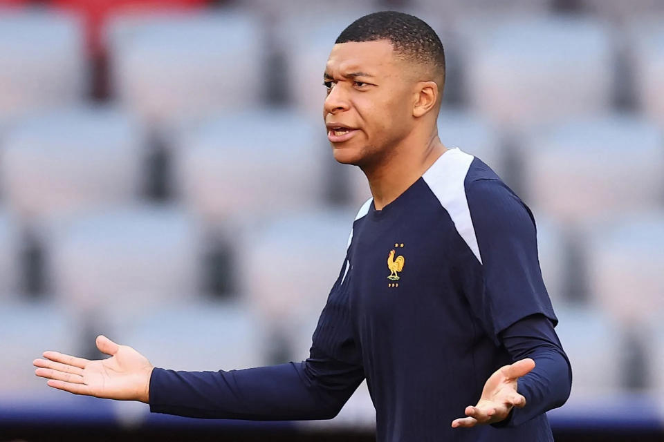 ‘Not worthy of a captain’ – Arsenal icon takes a swipe at Mbappe ahead of Spain vs France