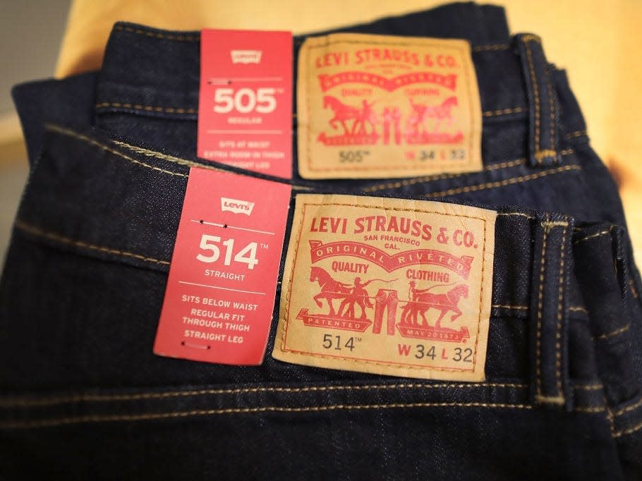 levi's