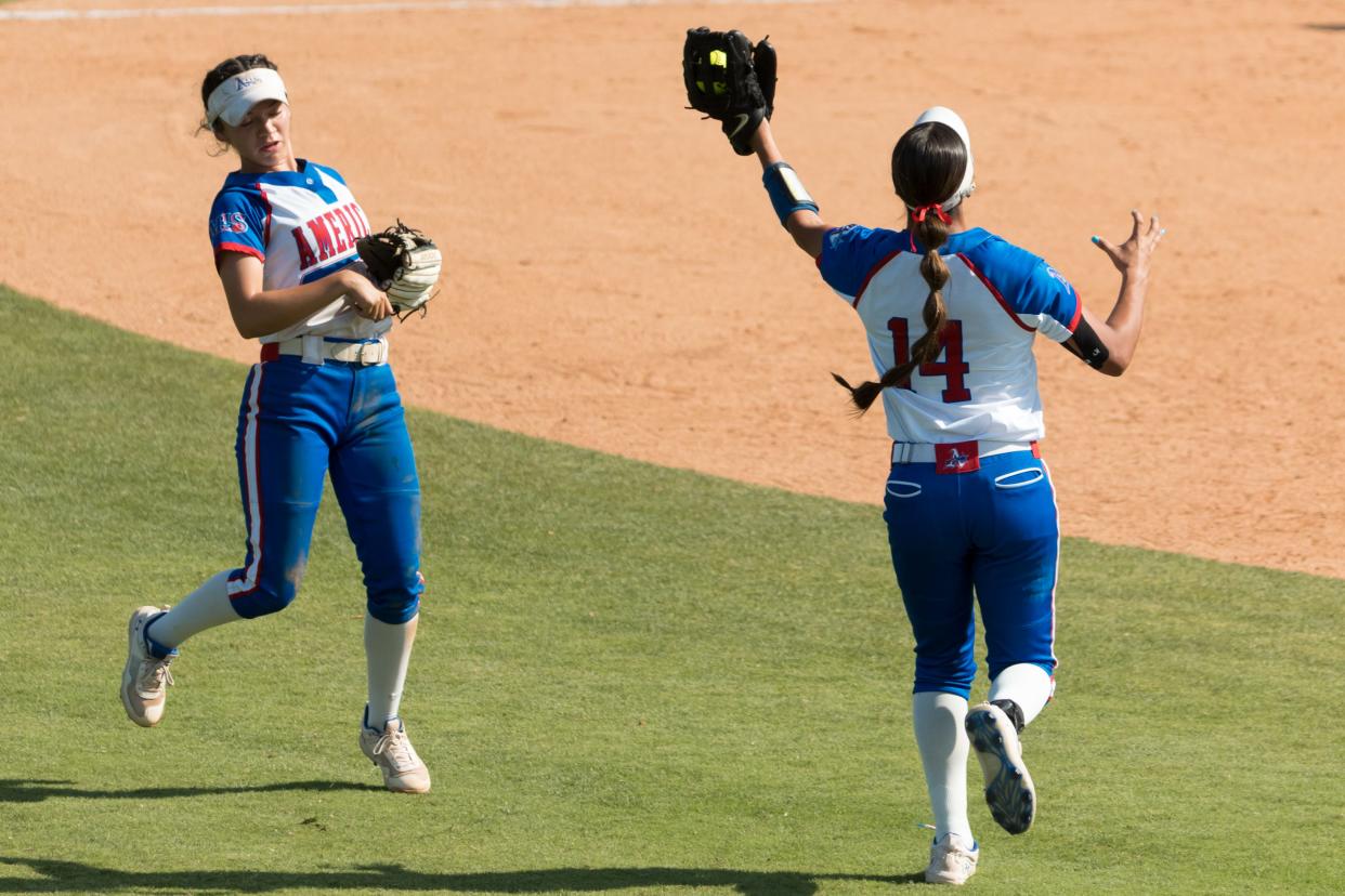 Americas' Sydney Saenz (14) catches the ball at a Class 6A state softball semifinal against San Antonio O'Connor on June 3, 2022, at McCombs Field in Austin, Texas