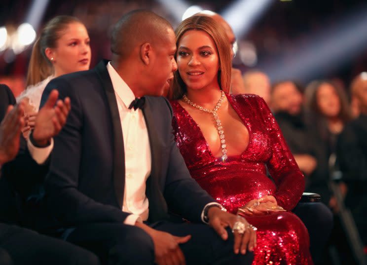 Jay Z and Beyoncé in Lorraine Schwartz diamonds at the 2017 Grammys. (Photo: Kevin Mazur/Getty Images for NARAS)