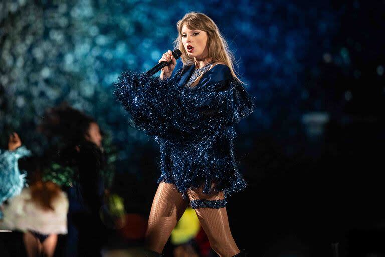 Taylor Swift escribió en sus redes sociales que sentía un profundo dolor por la tragedia ocurrida en su concierto en Brasil