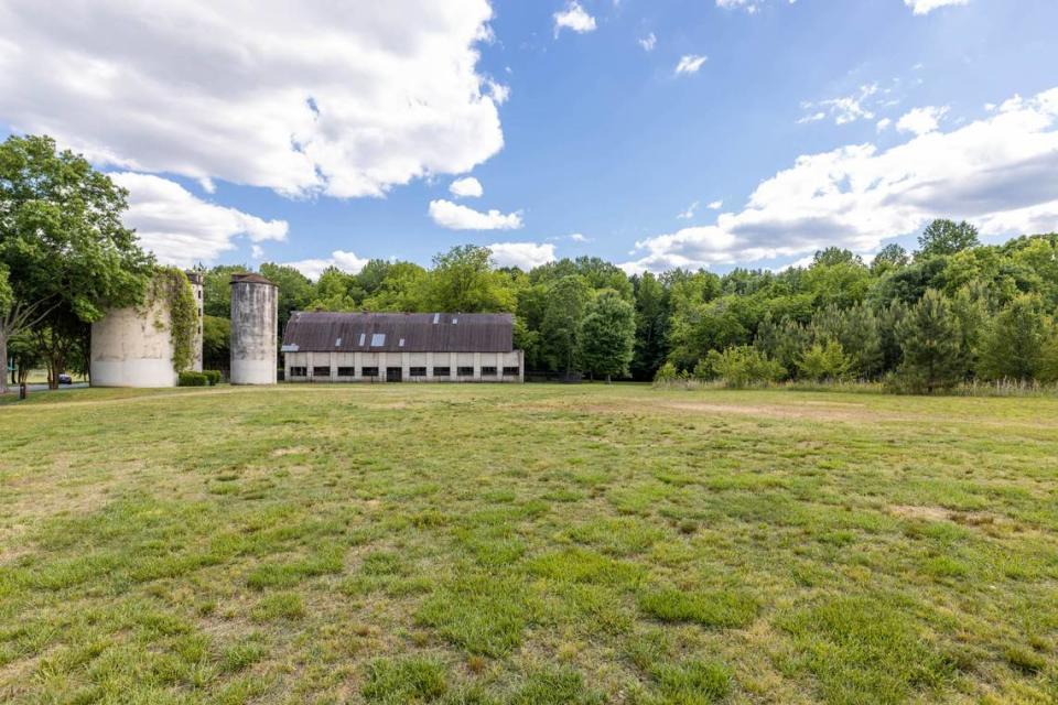 The Barn at MoRA rests at the bottom of a naturally slanted field, perfect for viewing live performances.