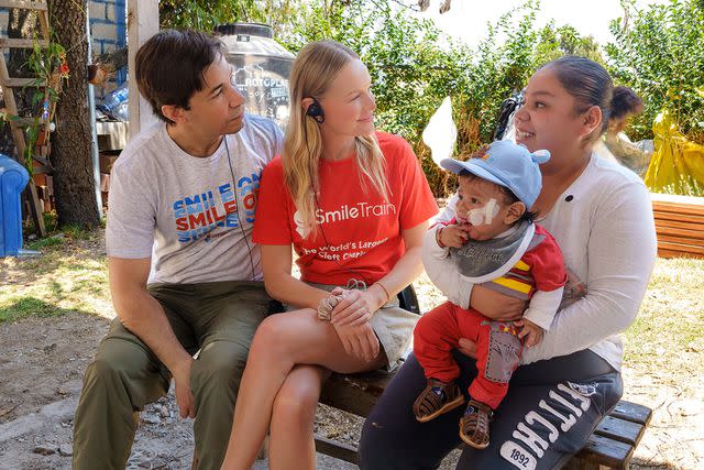 <p>Smile Train</p> From Left: Justin Long and Kate Bosworth on their service trip