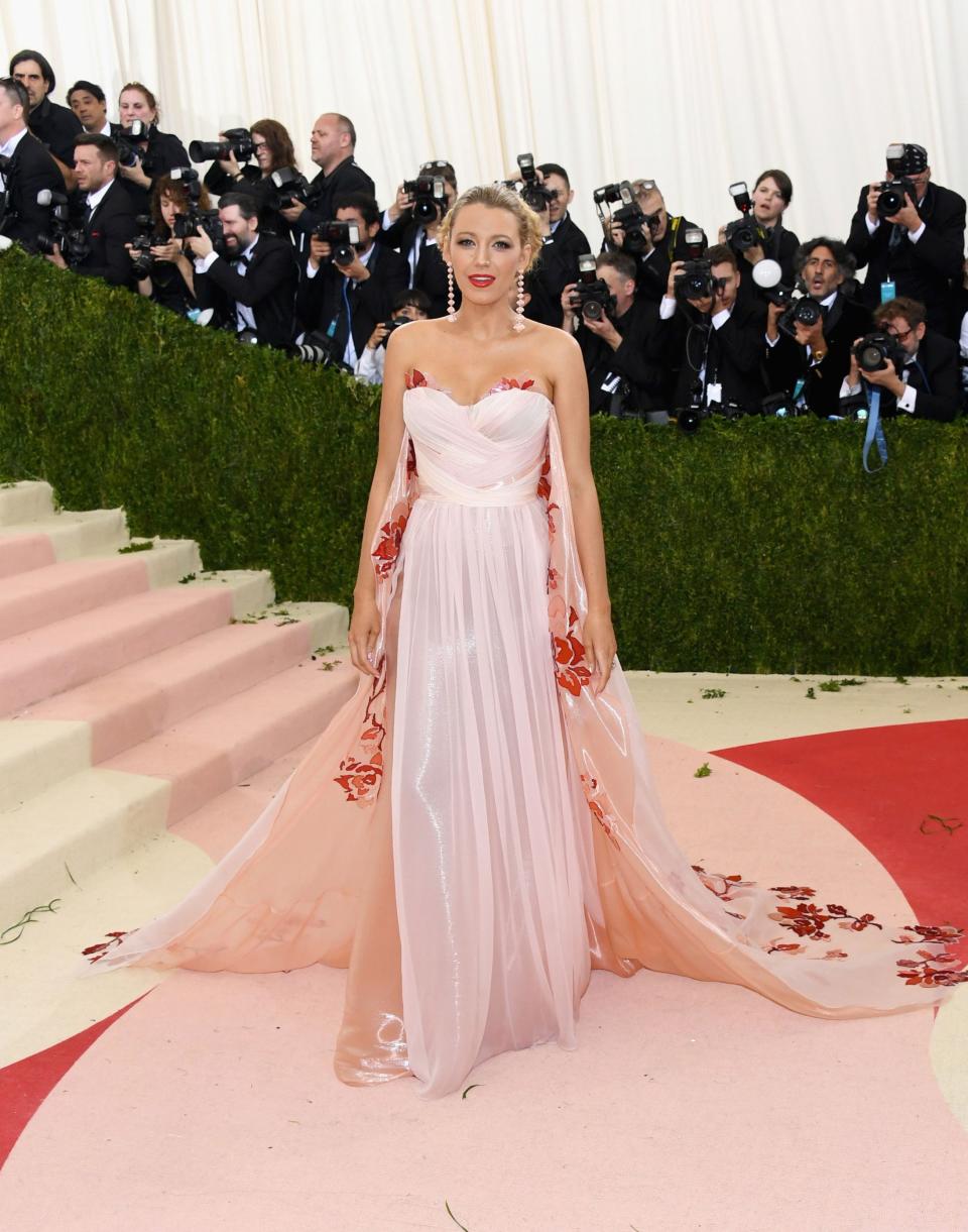 <h1 class="title">Blake Lively in a Burberry dress and Lorraine Schwartz jewelry</h1><cite class="credit">Photo: Getty Images</cite>