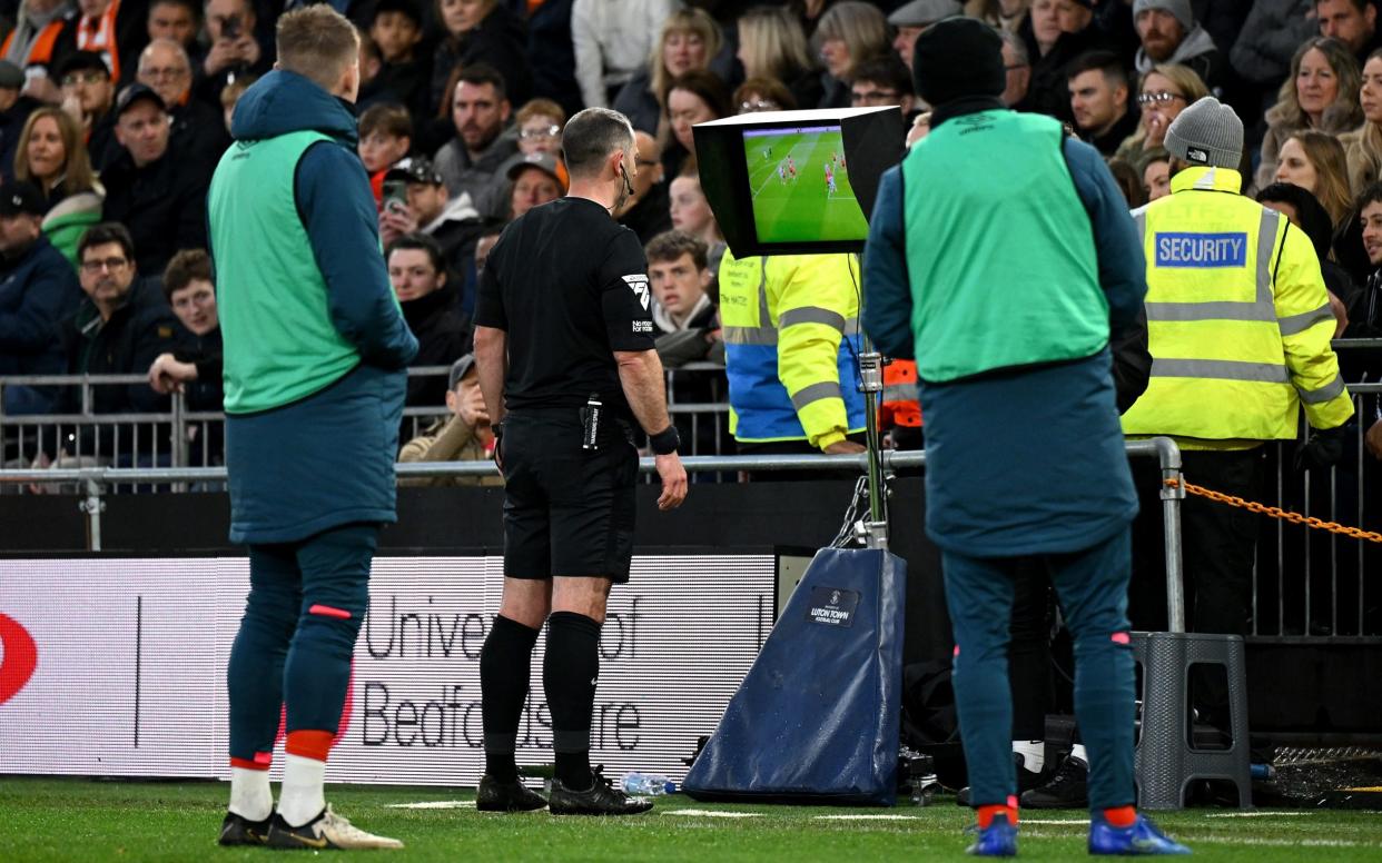 Tim Robinson - Either make VAR better or scrap it completely