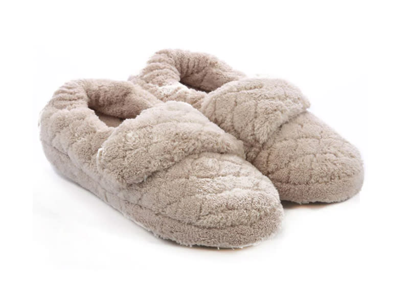 slippers for arch support