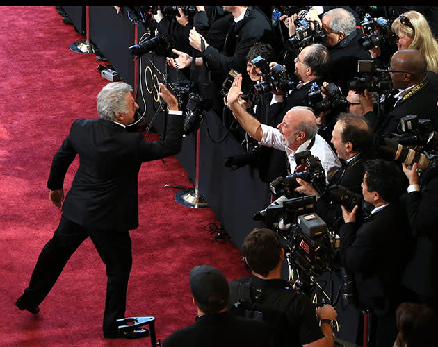 dustin hoffman arrives at the oscars. (Credit: Getty)