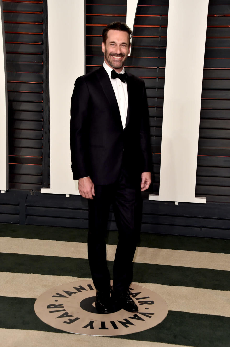 Jon Hamm in a black tuxedo at the 2016 Vanity Fair Oscar Party at the Wallis Annenberg Center for the Performing Arts on February 28, 2016.