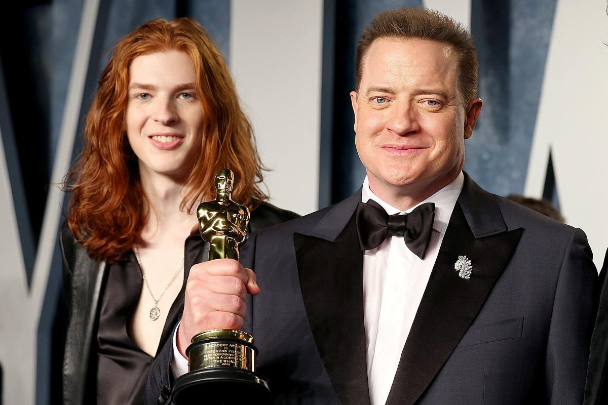 Brendan Fraser, Oscar winner and cool dad, supports musician son at