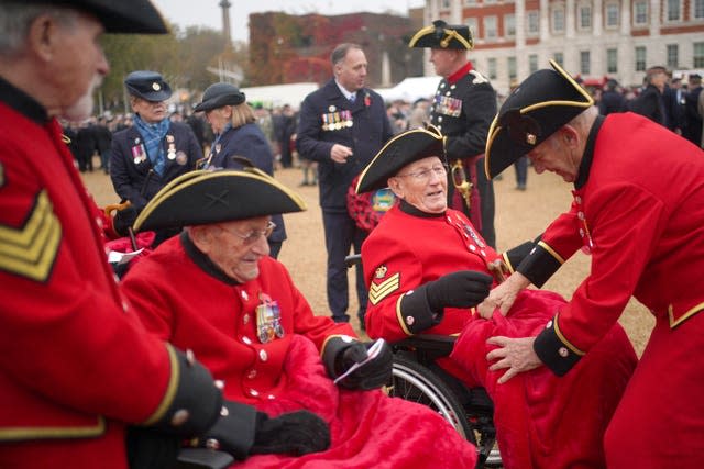 Chelsea Pensioners prepare in Horse Guards