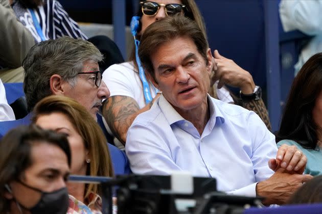 Dr. Oz (right) is reportedly planning to run for Senate in Pennsylvania. (Photo: via Associated Press)