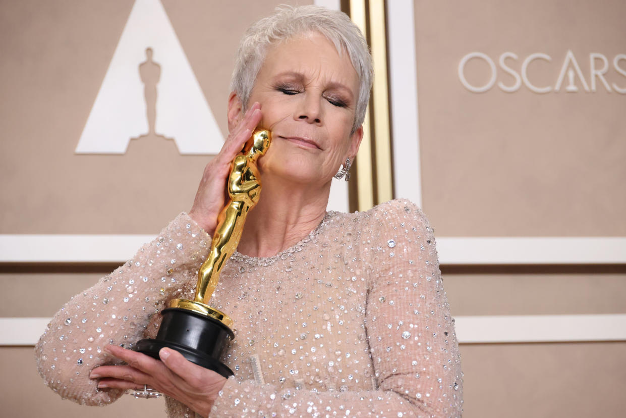 HOLLYWOOD, CA - MARCH 12: Jamie Lee Curtis in the Photo Room at the 95th Academy Awards at the Dolby Theatre on March 12, 2023 in Hollywood, California. (Dania Maxwell / Los Angeles Times via Getty Images)