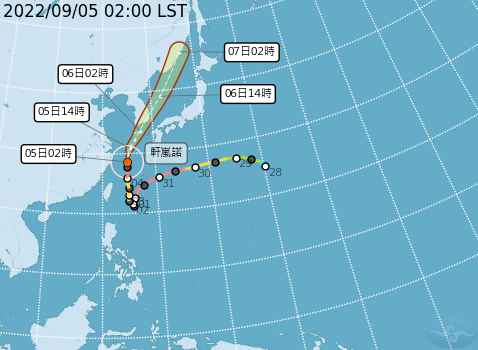 強烈颱風「軒嵐諾」今天凌晨2時的中心位置在琉球西北方410公里、約在台北東北方510公里海面上，已經朝韓國撲去。   圖：中央氣象局/提供