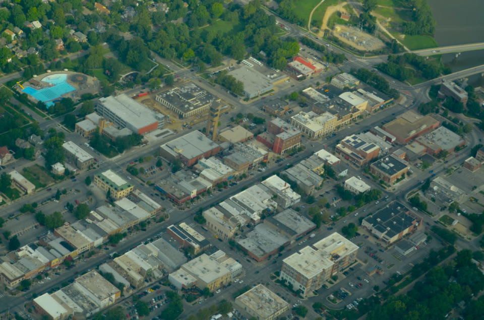 Lawrence, Kansas > Pct. without health insurance: 11.3% > Pct. food insecure: 4.1% > Obesity rate: 24.5% > 2014 unemployment rate: 4.1%