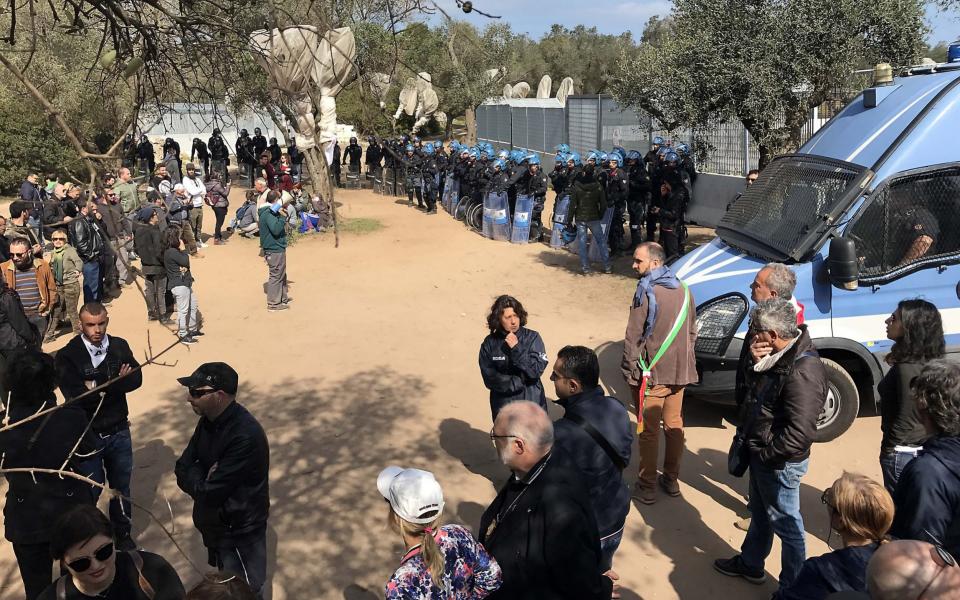 Protestors and Poilice tension over removal of many olive trees in the province of Lecce - Credit: DFF/Splash News