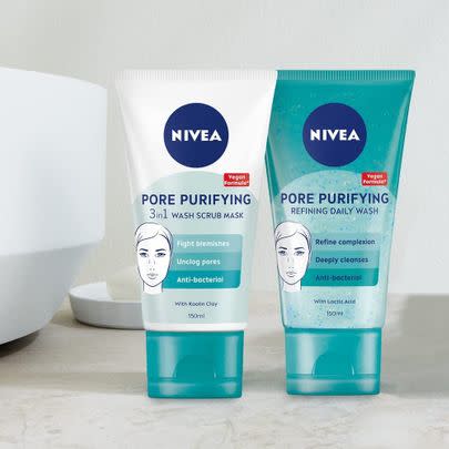 Give this purifying daily scrub a try