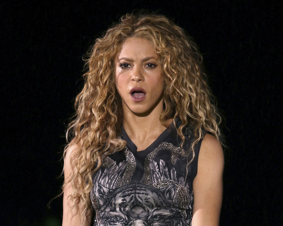 Shakira (AP)