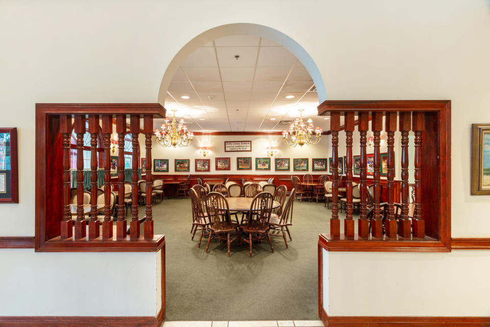The Saddlebred Room in the Claudia Sanders Dinner House. (Andrew Kung Group)