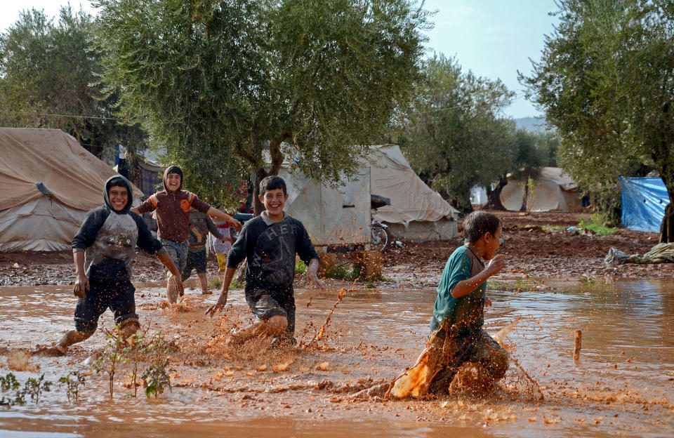 Displaced at play in Syria