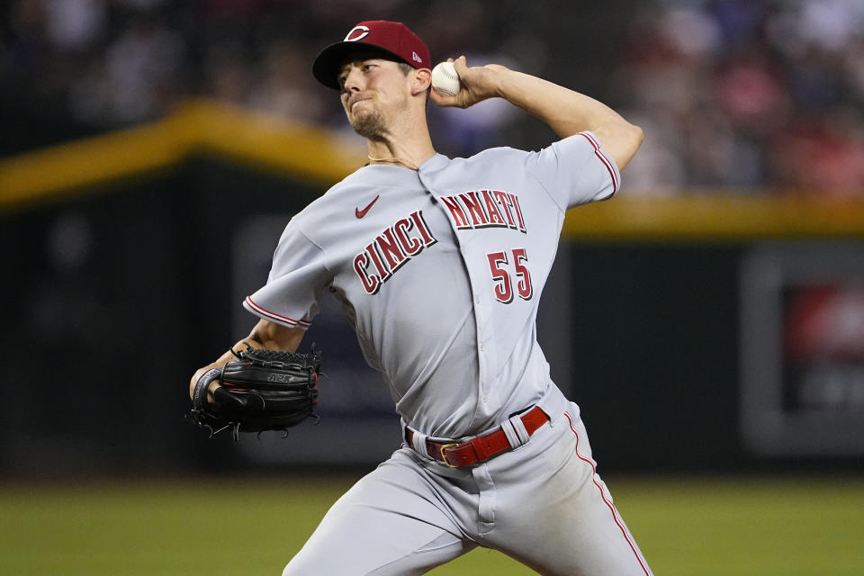 Cincinnati Reds starting pitcher Brandon Williamson throws against the Arizona Diamondbacks during the seventh inning of a baseball game, Thursday, Aug. 24, 2023, in Phoenix. (AP Photo/Matt York)