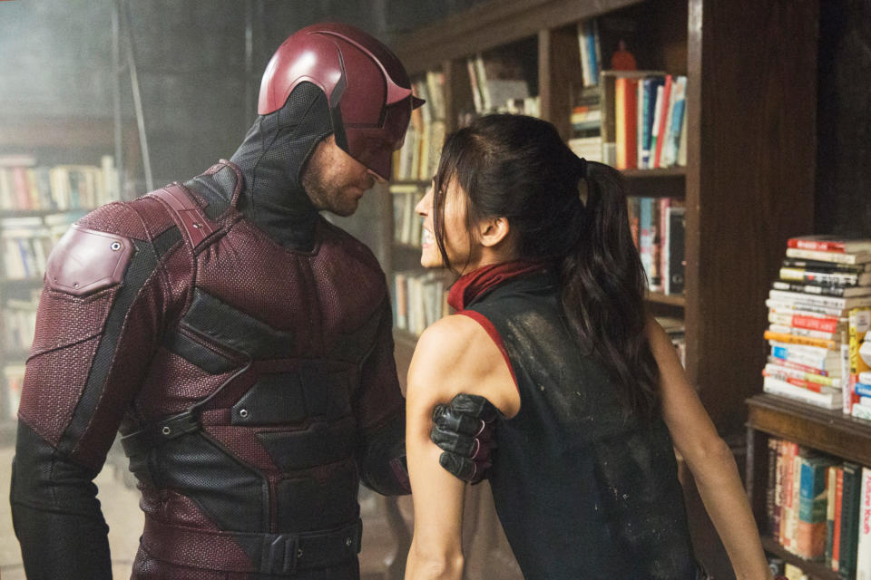 DAREDEVIL (aka MARVEL'S DAREDEVIL), from left: Charlie Cox; Elodie Yung, (Season 2, aired March 18, 2016). photo: Patrick Harbron / ©Netflix / Courtesy: Everett Collection