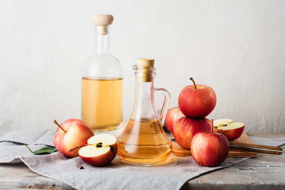 apples and apple cider vinegar