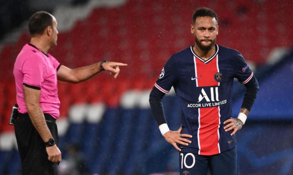 Neymar cuts a frustrated figure in Paris
