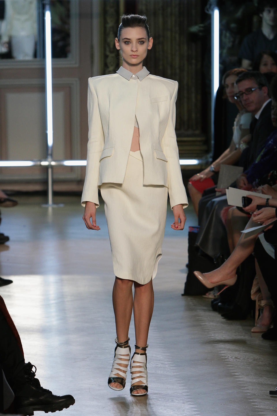 Défilé Roland Mouret collection printemps/été 2013.