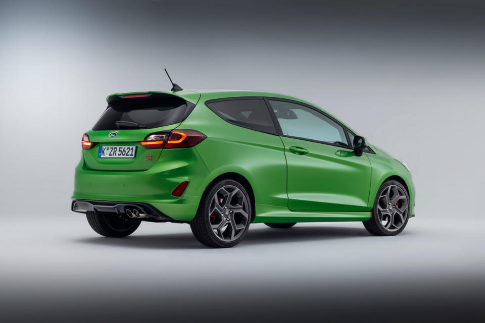 2021_FORD_FIESTA_STUDIO_ST_07.jpg