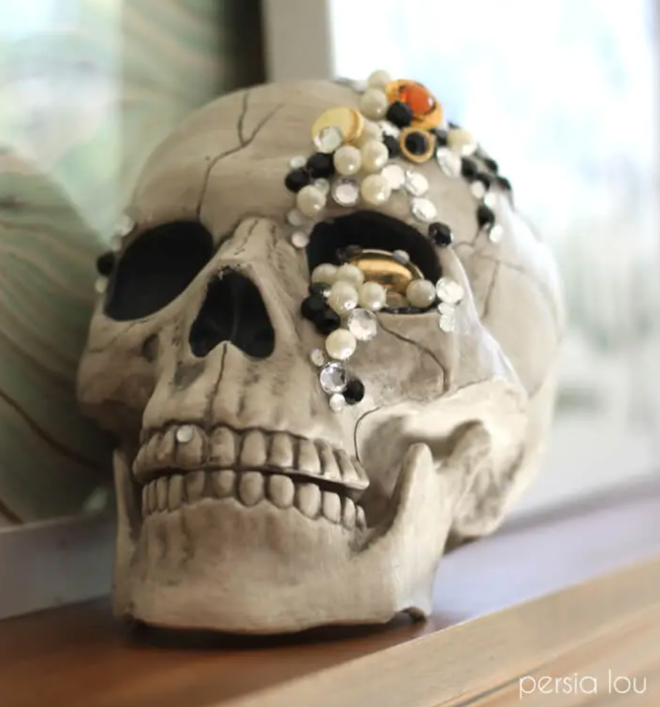 halloween centerpieces jeweled skull