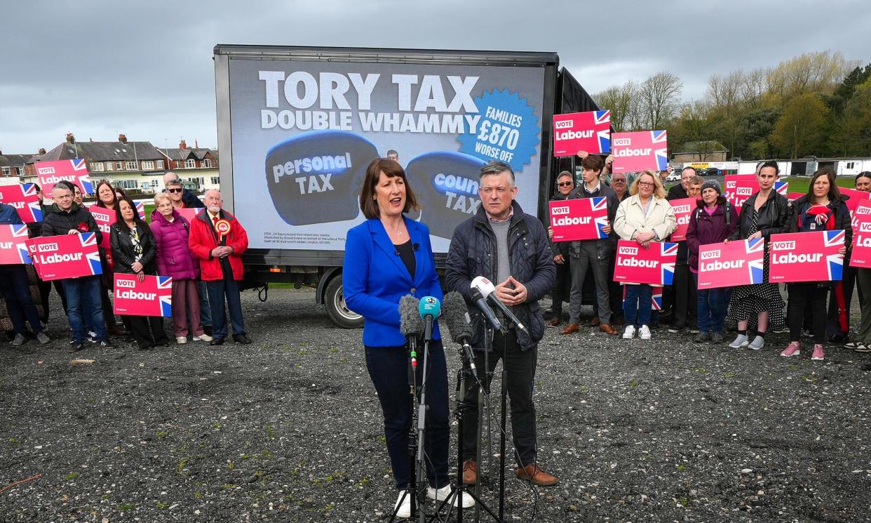 <span>Rachel Reeves and shadow paymaster general Jonathan Ashworth campaign in Blackpool last week.</span><span>Photograph: Christopher Furlong/Getty</span>