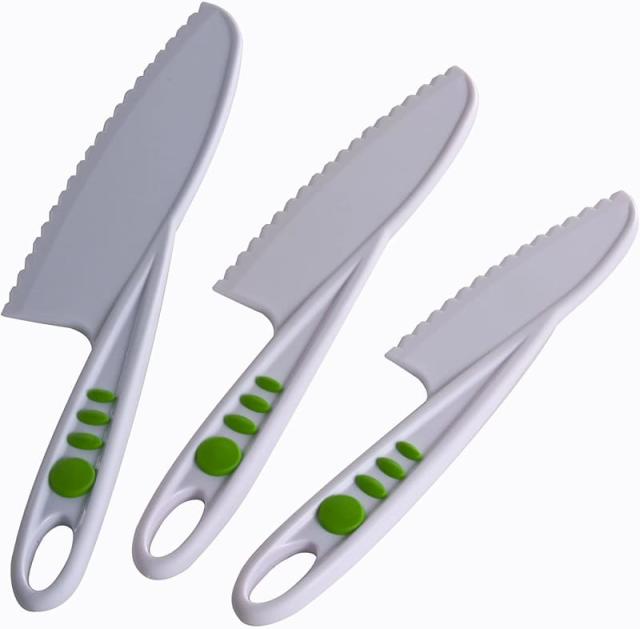 The 3 Best Kid-Safe Knives That Are Perfect for Tiny Chefs