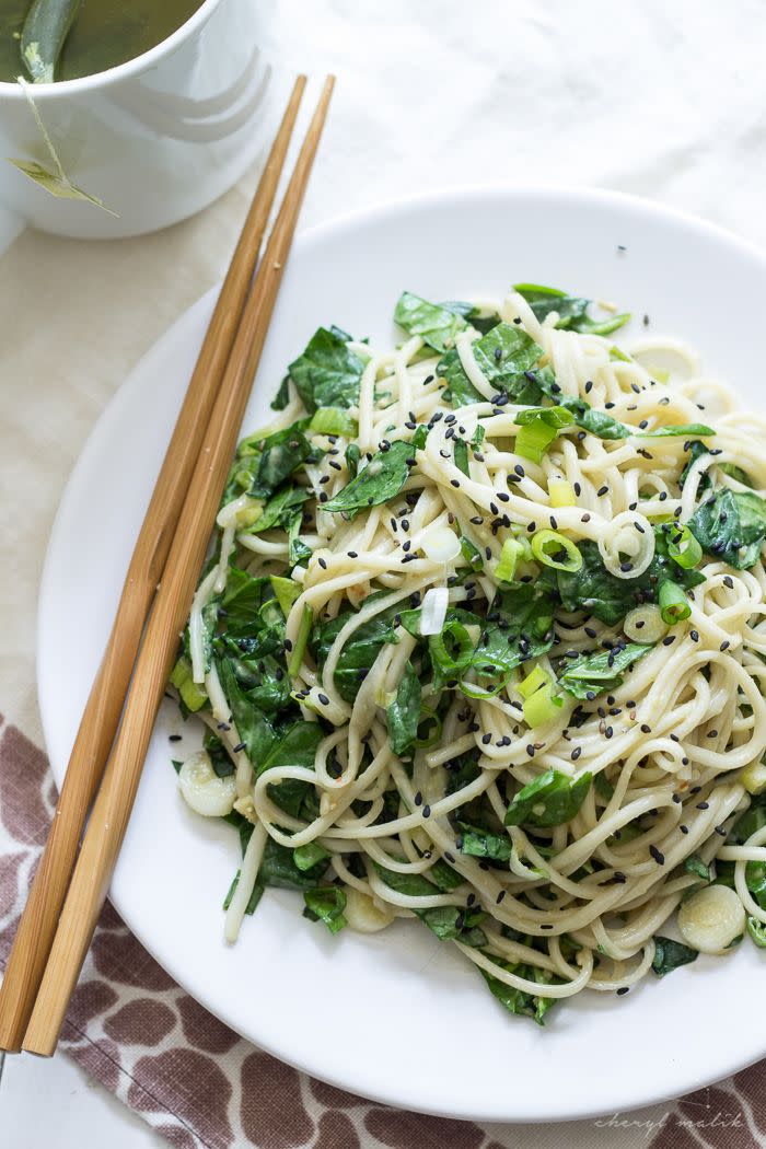 Peanut Spinach Udon