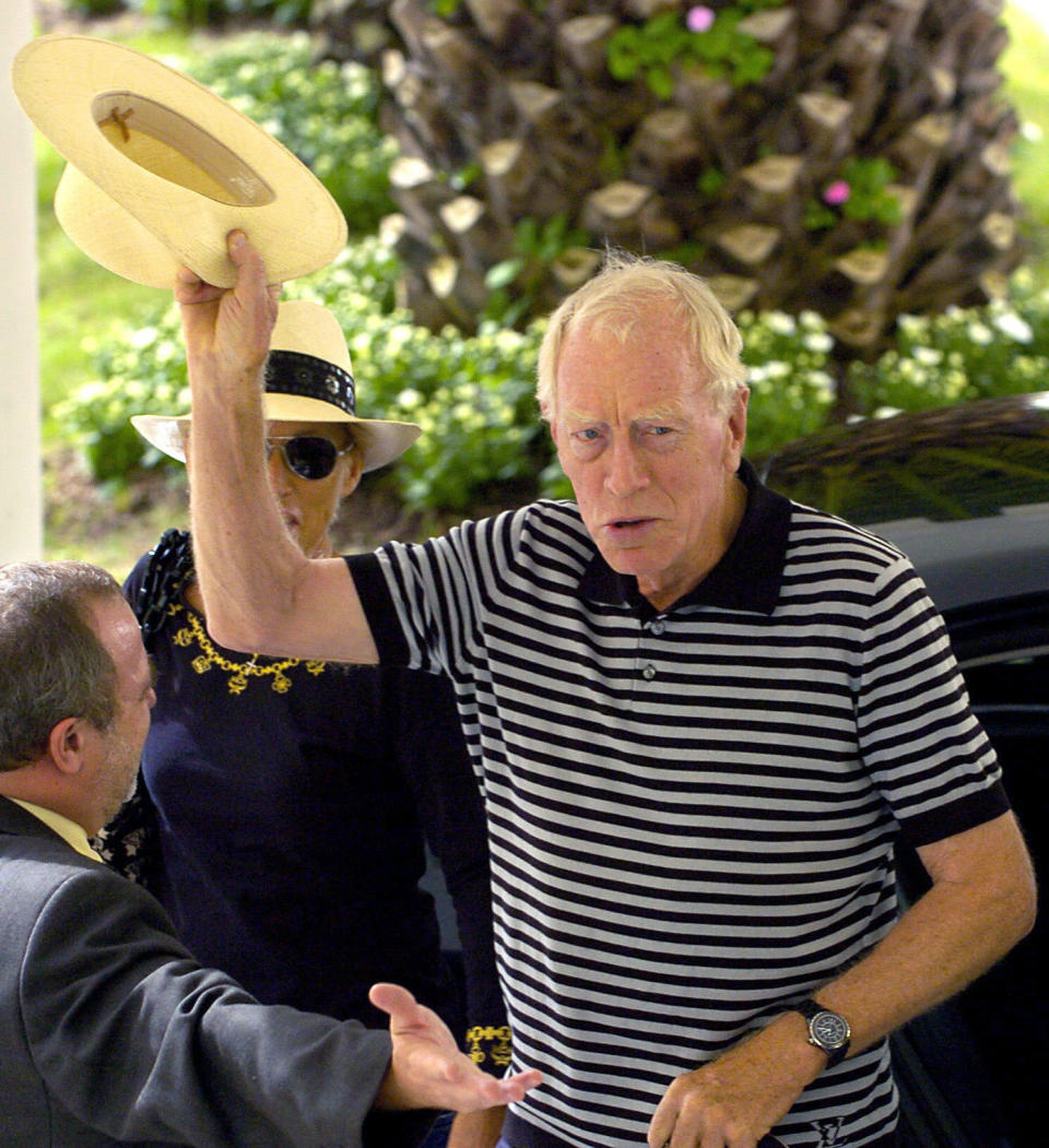 Actor Max Von Sydow, from Sweden, waves while arriving to the San Sebastian Film Festival, in San Sebastian, Spain, Saturday Sept. 23, 2006. (AP Photo/EFE, Juan Herrero) ** LATIN AMERICA, CARIBBEAN AND SPAIN OUT **  