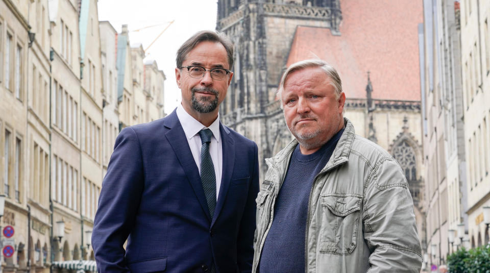 Axel Prahl und Jan Josef Liefers als Kommissare Thiel und Boerne sind selbst in der Vorhölle noch die beliebtesten TV-Ermittler. 
Bild: WDR/Bavaria Fiction GmbH/Thomas Kost