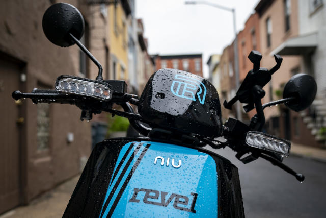 Revel lands permit to bring hundreds of electric mopeds to San Francisco