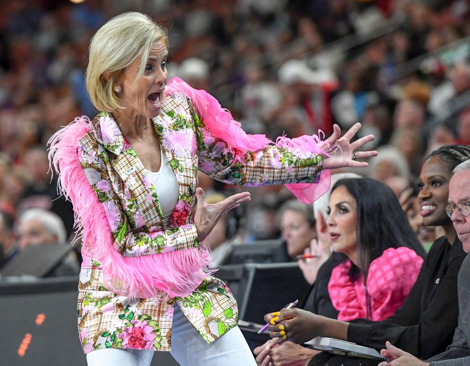 LSU coach Kim Mulkey reacts on the sideline during her team's Sweet 16 victory.