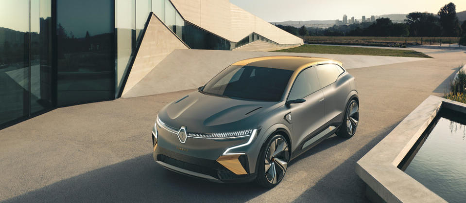 Mégane e-Vision, l'exemple du renouveau Renault centré sur le milieu de gamme et l'électrique.
