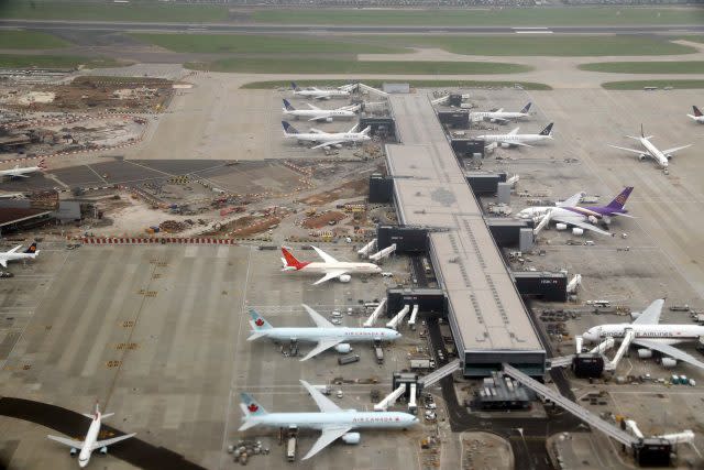 Extra capacity at an expanded Heathrow would be full after just three years according to the latest figures.