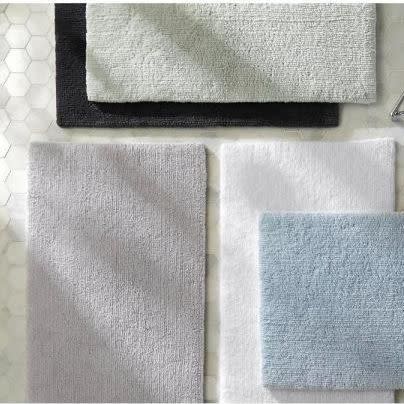 5) Cotton Reversible Bath Rug