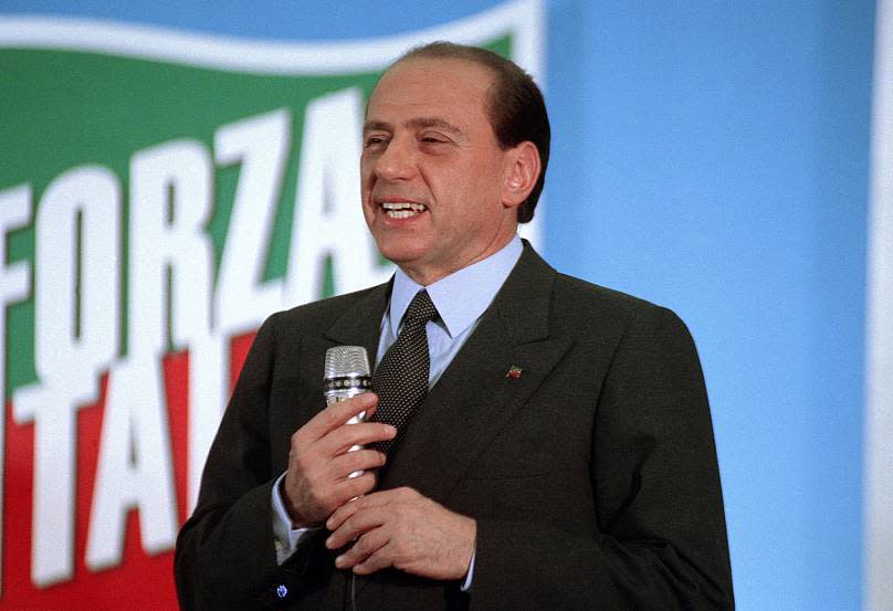 Giulio Broglio/AP1994