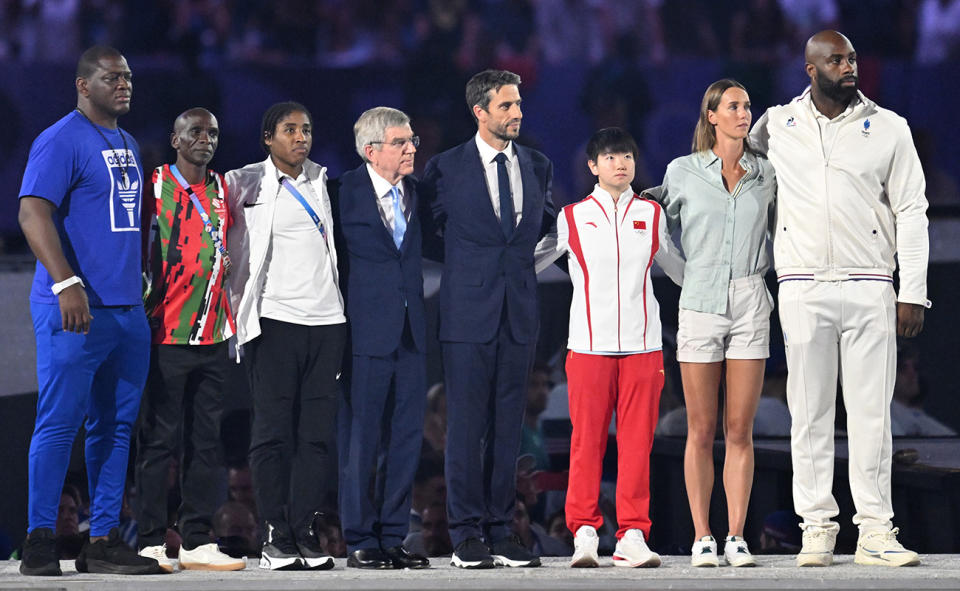 Emma McKeon with her fellow athletes at the Olympics closing ceremony.