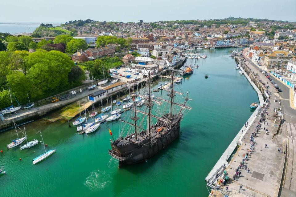 Dorset Echo: El Galeón ha llegado a Weymouth