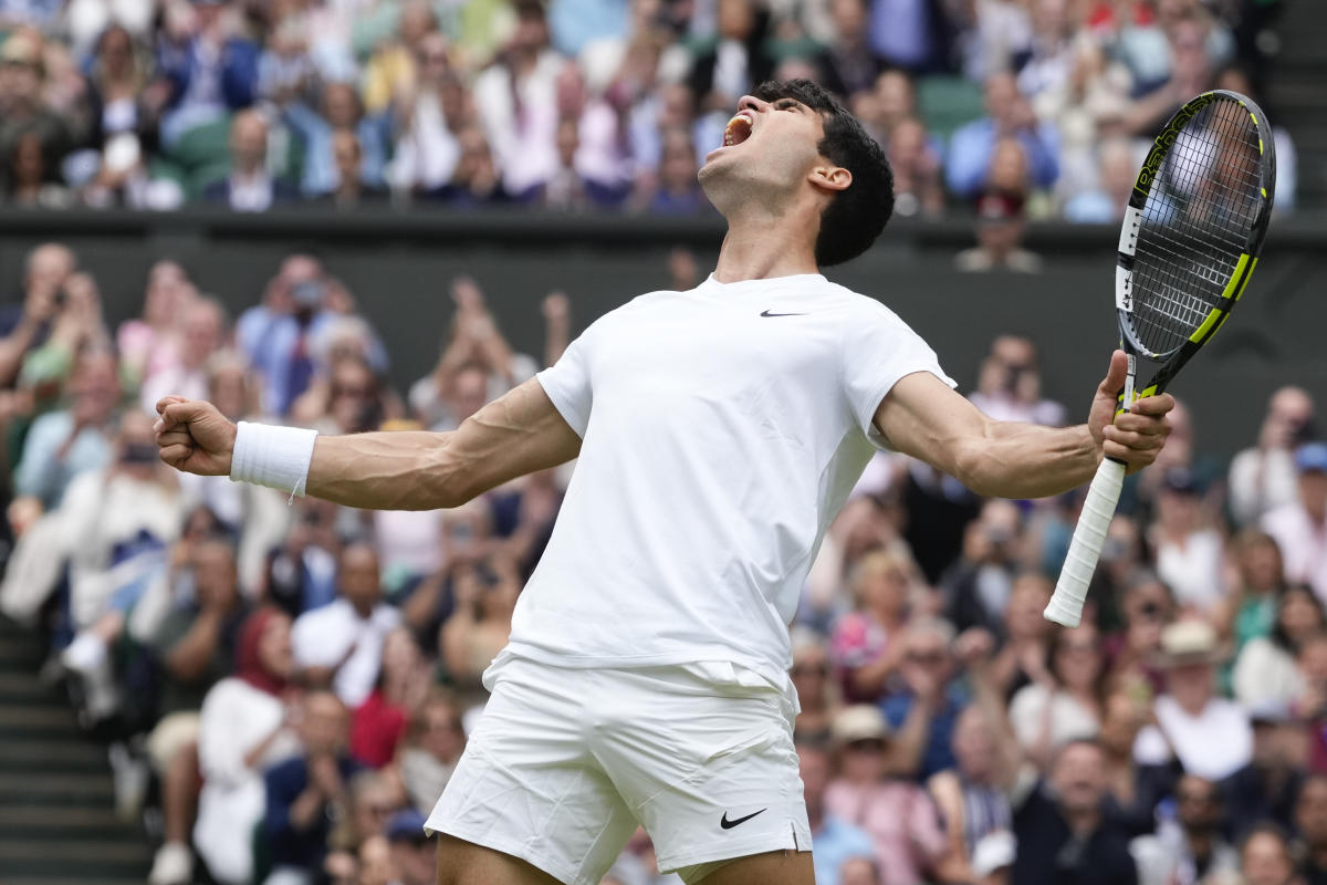 Wimbledon men’s semifinals: Live updates, scores as Carlos Alcaraz advances to face Novak Djokovic or Lorenzo Musetti in final