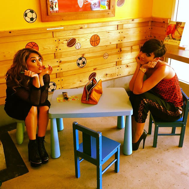 Celebrity Twitpics: During their time in America, all five of The Saturdays have been keeping their British followers up to date with a series of Twitpics – including this one of Vanessa White and Frankie Sandford.